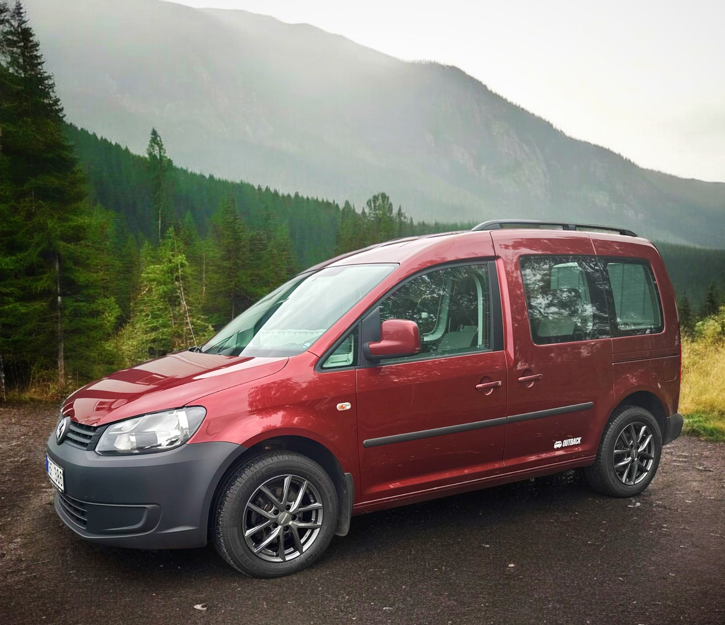 Outback Campers Volkswagen Caddy Life Ecofuel Mini-husbil Låg Mil!